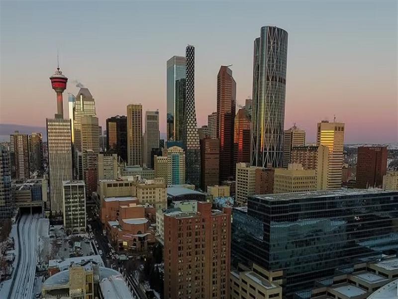  Elevate Your Lifestyle: Luxurious Real Estate Opportunities in Kingsland, Calgary